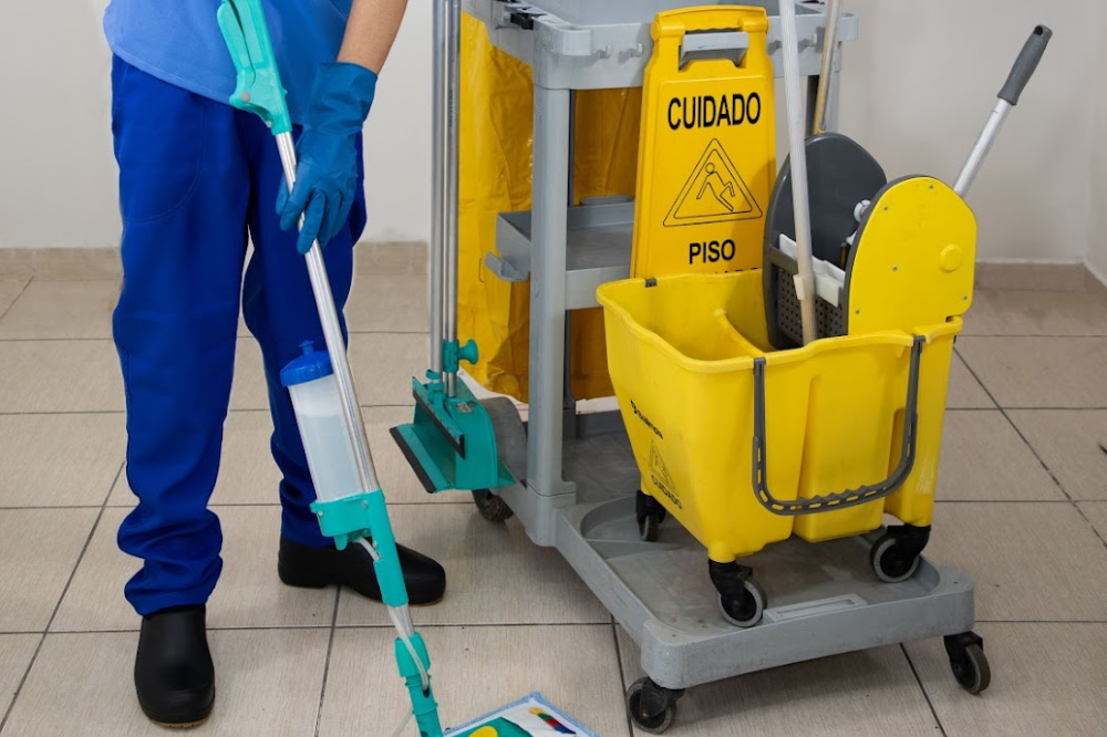 Leia mais sobre o artigo O papel dos EPIs na limpeza profissional